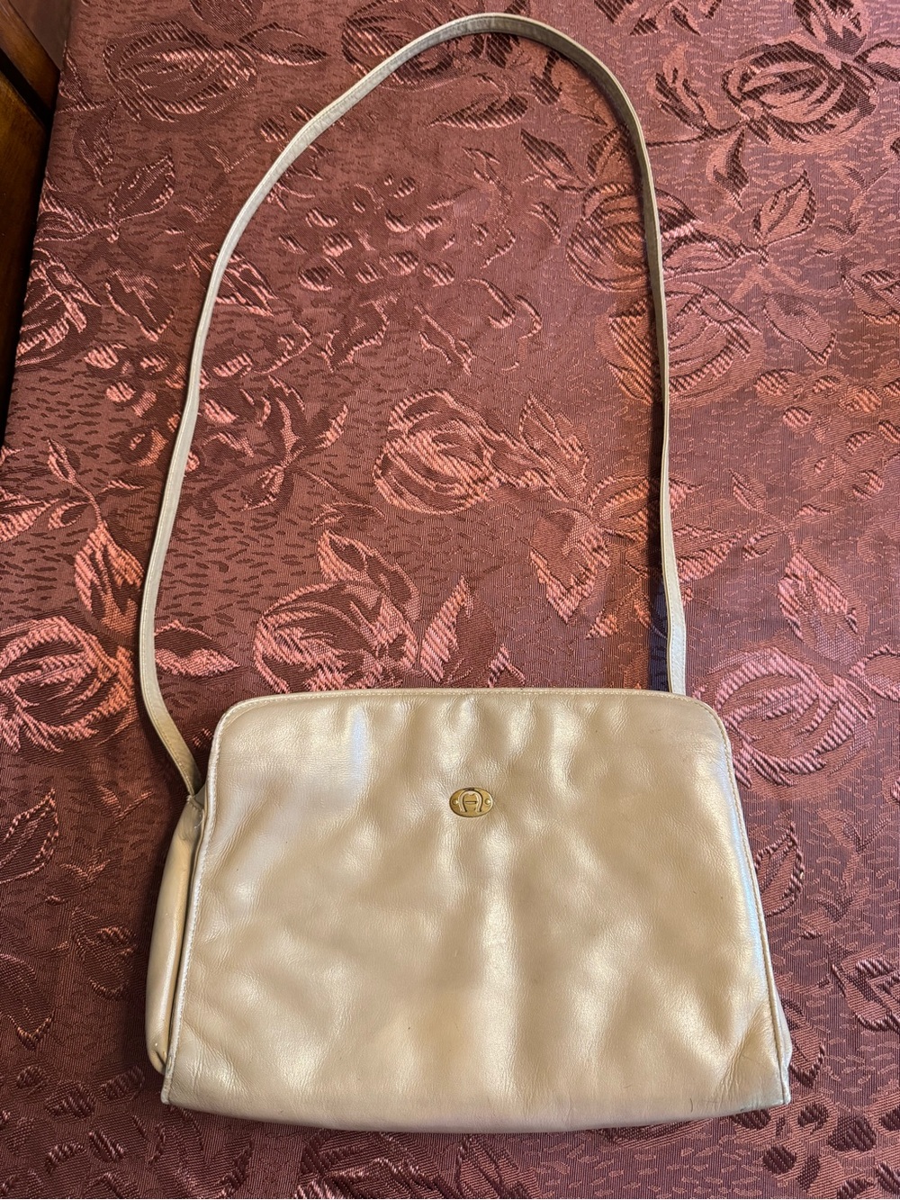 Vintage Etienne Aigner Tan Beige Leather Crossbody Shoulder Bag 1970s 1980s VTG